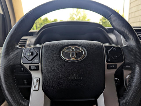 Used 2019 Toyota 4Runner 4WD image 14