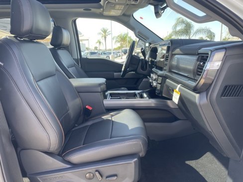 New 2025 Ford F350 Lariat w/ Lariat Ultimate Package image 28