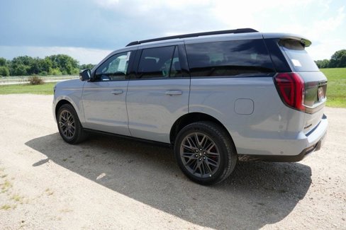 New 2025 Ford Expedition Platinum w/ Stealth Performance Package image 5