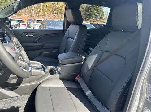 New 2025 GMC Canyon Elevation w/ Convenience Package image 11