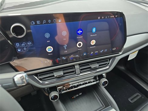 New 2025 Chevrolet Equinox EV RS image 13