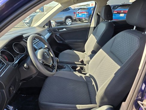 Used 2021 Volkswagen Tiguan S image 22