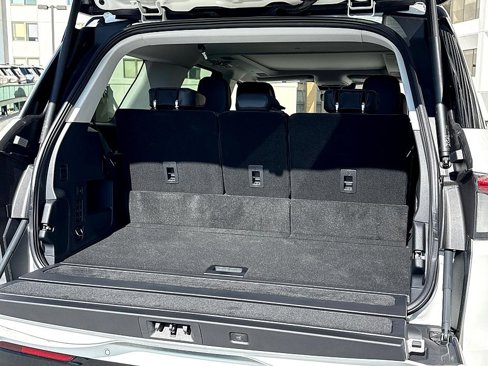 New 2025 Lincoln Navigator Reserve image 18