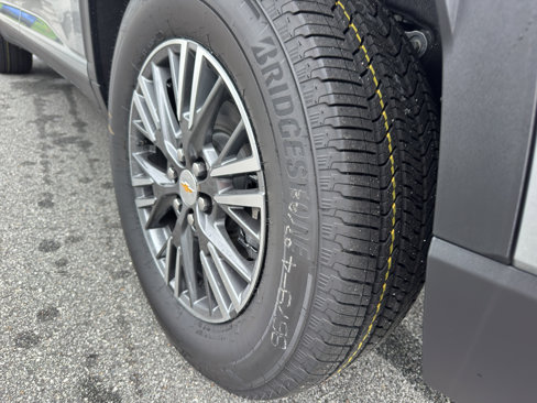New 2026 Chevrolet Traverse LT image 8