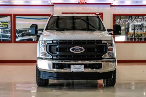 Used 2022 Ford F350 XL w/ Power Equipment Group image 9