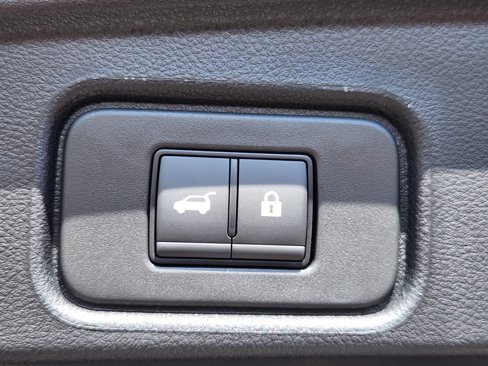 New 2025 Nissan Pathfinder Platinum w/ Cargo Package image 13