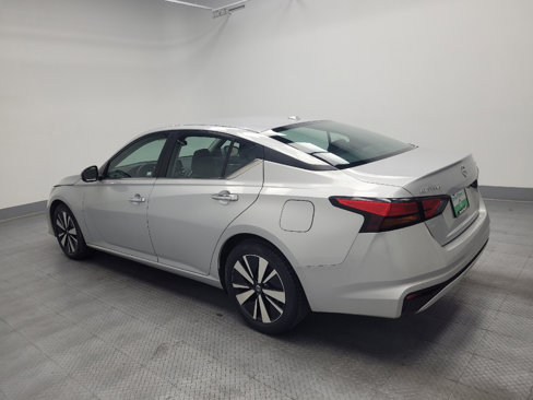 Used 2022 Nissan Altima 2.5 SV image 3