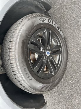 Used 2020 Ford Explorer XLT w/ Comfort Package image 9