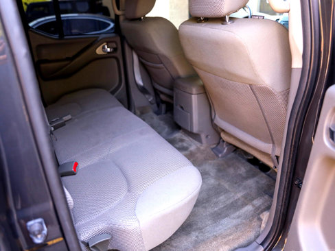 Used 2015 Nissan Frontier SV w/ SV Value Truck Package image 27