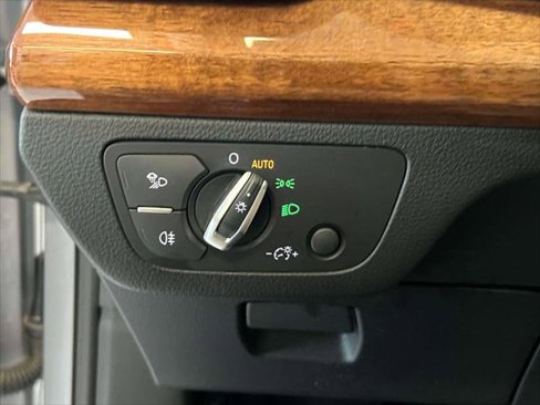 Used 2022 Audi Q5 2.0T Premium Plus image 20