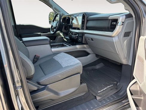 New 2026 Ford F250 XLT w/ XLT Premium Package image 15