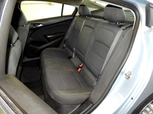 Used 2017 Chevrolet Cruze LT w/ Convenience Package image 5