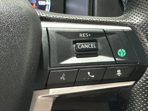 Used 2023 Mitsubishi Outlander SEL image 6