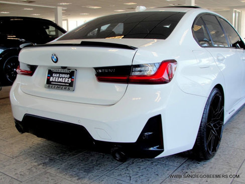 Used 2023 BMW 330i Sedan w/ M Sport Package image 69
