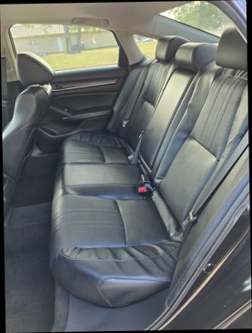 Used 2018 Honda Accord Touring image 17