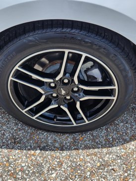 Used 2022 Ford Mustang Premium image 23