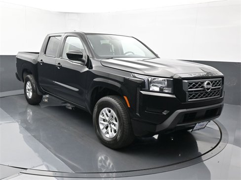 Used 2024 Nissan Frontier SV image 7