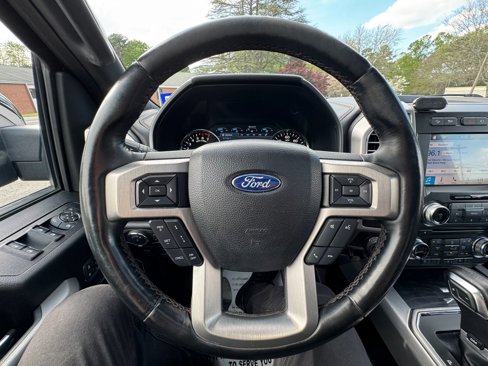 Used 2018 Ford F150 Platinum w/ Equipment Group 701A Luxury image 31