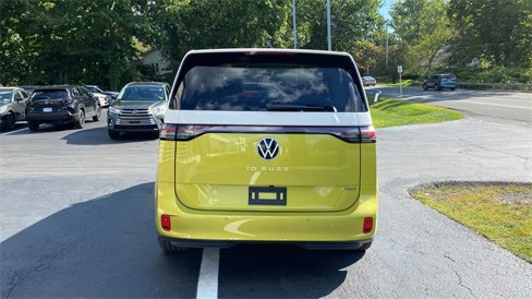 New 2025 Volkswagen ID. Buzz 1st Edition image 6