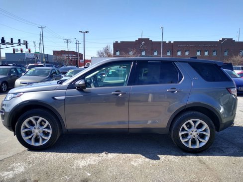 Used 2019 Land Rover Discovery Sport HSE image 6