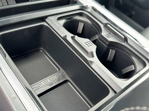New 2025 Ford F250 Lariat w/ Black Appearance Package image 33