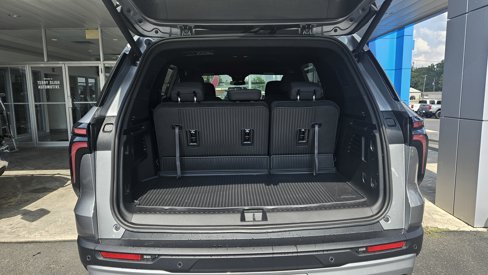 New 2026 Chevrolet Traverse LT w/ LPO, Floor Liner Package image 9