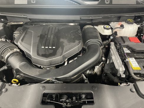 Used 2024 GMC Acadia Elevation image 16