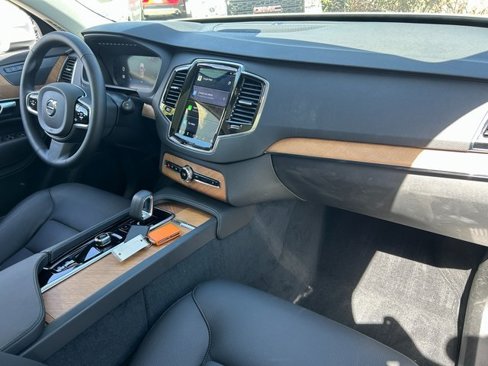 Used 2025 Volvo XC90 T8 Plus w/ Protection Package Premier image 34