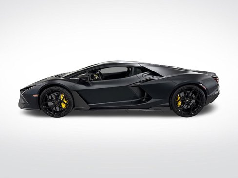 Used 2024 Lamborghini Revuelto image 2