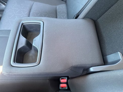 Used 2025 Toyota RAV4 XLE image 27