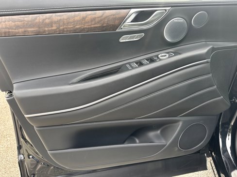 Used 2025 Genesis GV80 2.5T Prestige image 7