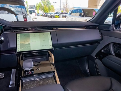 New 2025 Land Rover Range Rover Sport Dynamic SE image 39