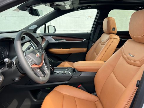 New 2025 Cadillac XT5 Premium Luxury w/ Technology Package image 8