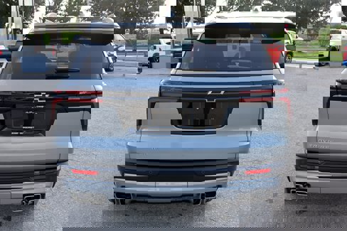 New 2026 Chevrolet Traverse LT w/ Driver Confidence Package image 5
