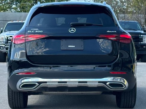 Used 2024 Mercedes-Benz GLC 300 4MATIC image 7