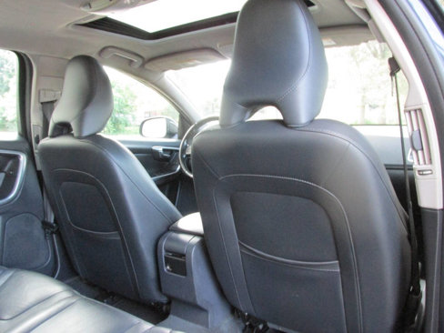 Used 2015 Volvo S60 T5 Premier image 14