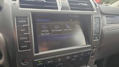 Used 2019 Lexus GX 460 w/ Navigation Package image 39