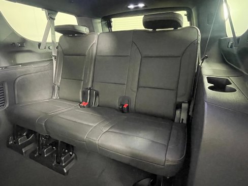 Used 2023 Chevrolet Suburban High Country image 26