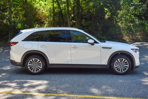 Used 2024 MAZDA CX-90 Plug-In Hybrid w/ Preferred image 10