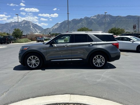 Used 2024 Ford Explorer Limited image 6