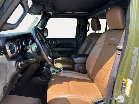 Used 2021 Jeep Wrangler Unlimited Rubicon image 2