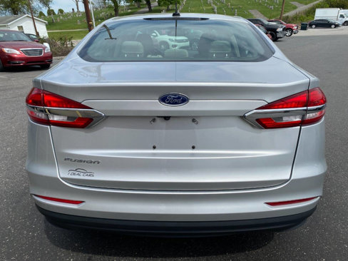 Used 2019 Ford Fusion S image 4