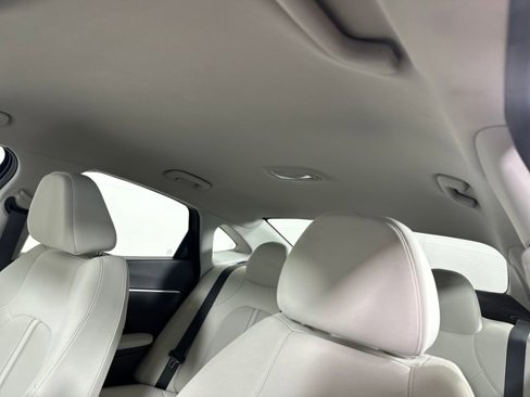 Certified 2025 Hyundai Sonata SE image 31