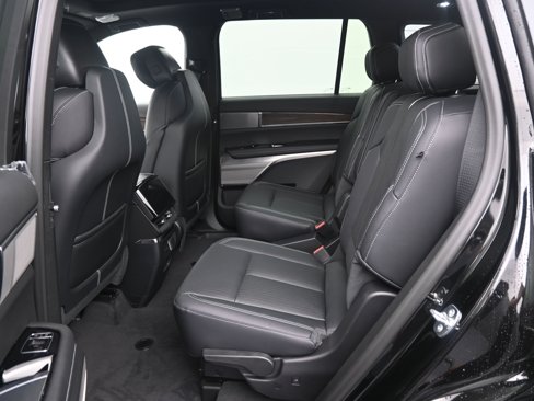 New 2026 Cadillac Vistiq Luxury image 9
