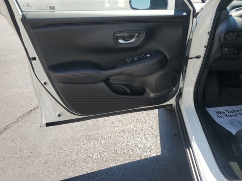 Used 2025 Honda HR-V Sport image 11