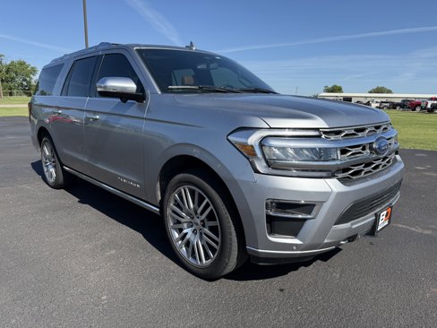 Used 2023 Ford Expedition Max Platinum image 2