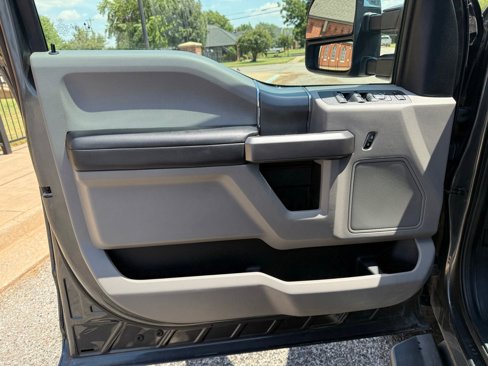 Used 2020 Ford F350 XLT w/ XLT Premium Package image 27