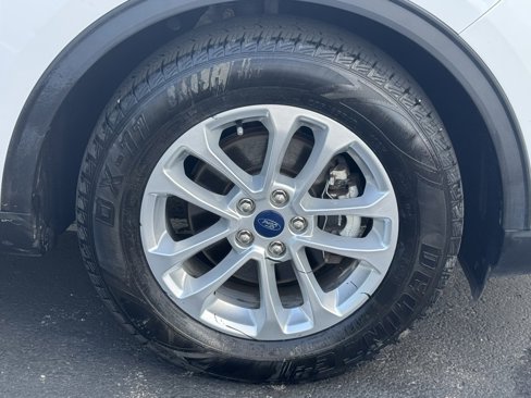Certified 2022 Ford Escape SE image 37