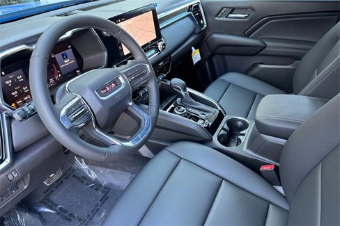 New 2025 GMC Canyon Elevation w/ Convenience Package image 10