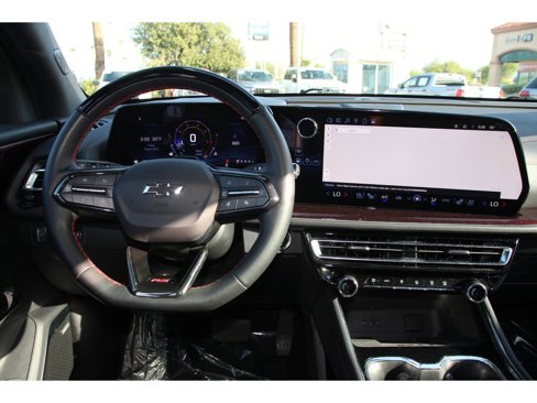 Used 2024 Chevrolet Traverse RS image 5